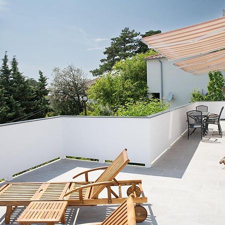 Apartmani Vrtodusic Banjol Buitenkant foto