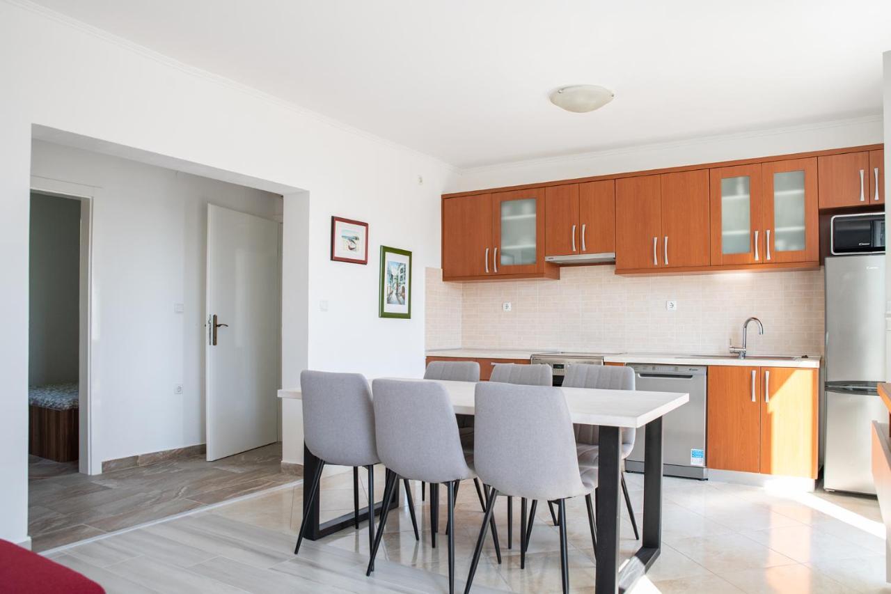 Apartmani Vrtodusic Banjol Buitenkant foto