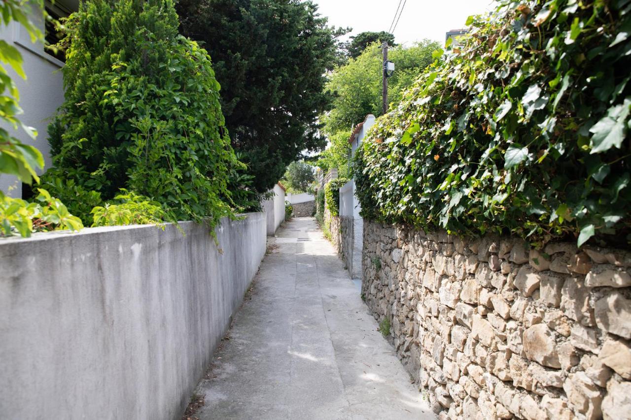 Apartmani Vrtodusic Banjol Buitenkant foto