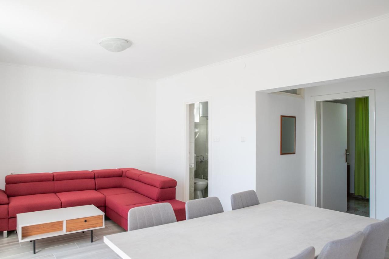 Apartmani Vrtodusic Banjol Buitenkant foto