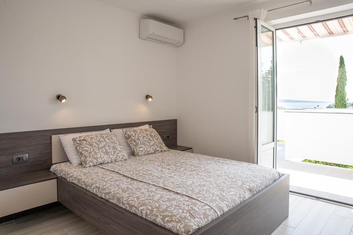 Apartmani Vrtodusic Banjol Buitenkant foto